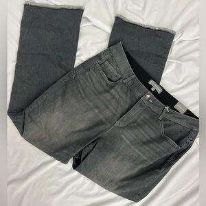Wit & Wisdom Gray Straight Leg Jeans with Subtle Texture